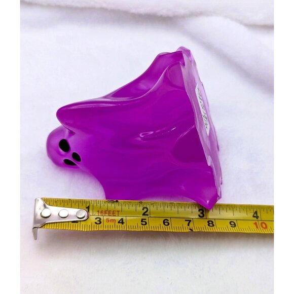 Glow-in-the-Dark Ghosts Set of 2 Purple to Blue 3" Tall Handcrafted Resin NEW - Picture 9 of 9